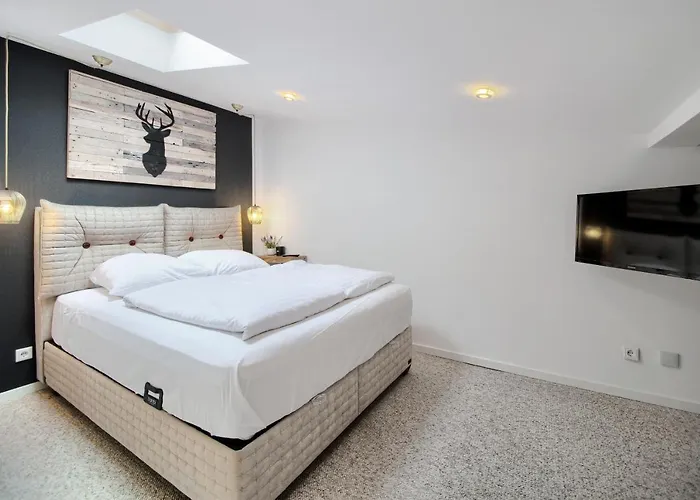 Ap Baltic * ミエルノ